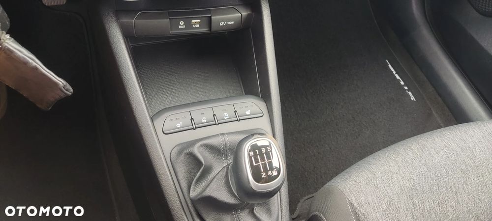 Kia Stonic - 17
