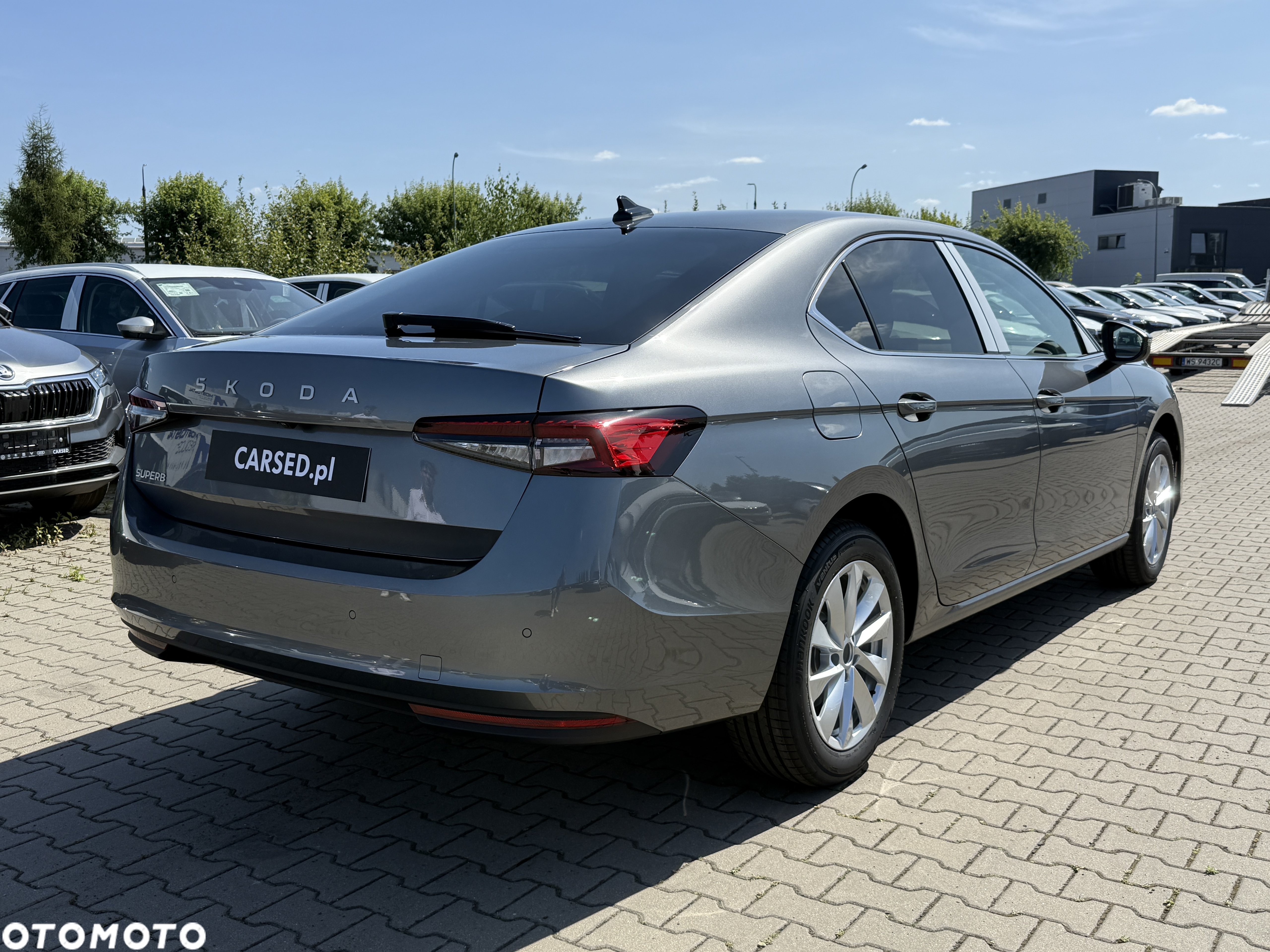 Skoda Superb 2.0 TSI Selection DSG - 9