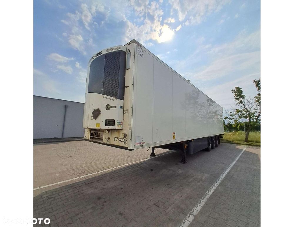 Schmitz Cargobull SKO FP 60 ThermoKing SLXi 300 - 2