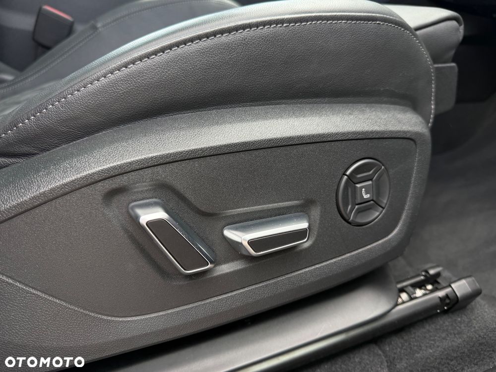 Audi SQ6 - 16