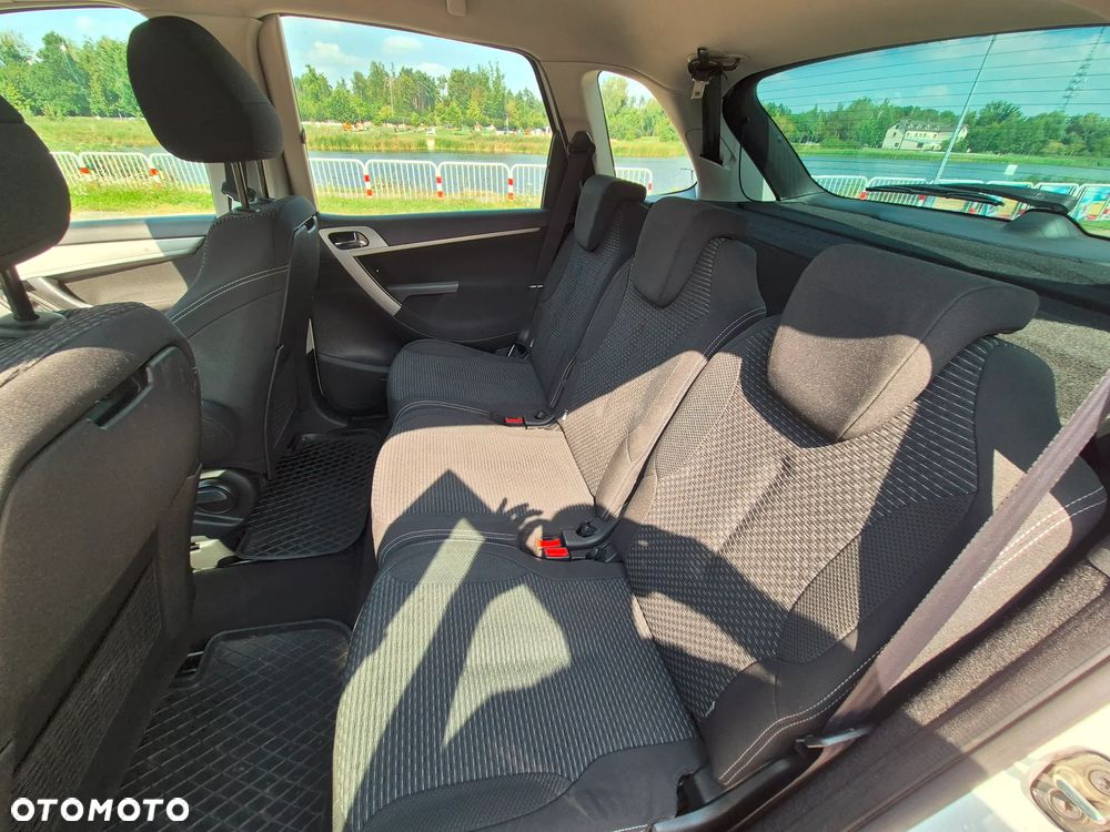 Citroën C4 Picasso 1.6 HDi Attraction - 9