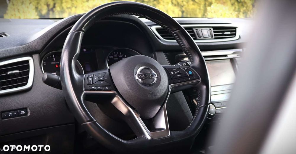 Nissan Qashqai - 12