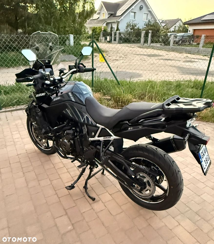 Suzuki V-STROM - 4