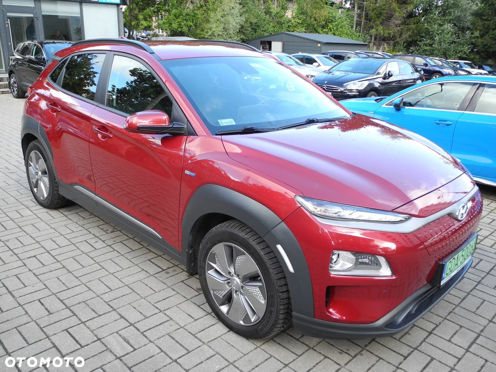 Hyundai Kona 64kWh Executive - 2