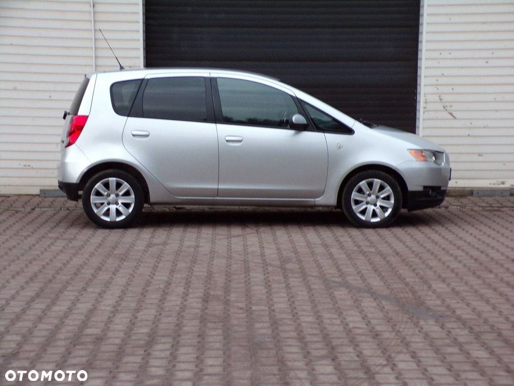 Mitsubishi Colt - 12