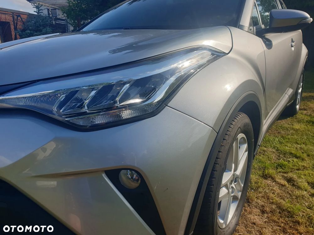 Toyota C-HR Business-Edition - 11