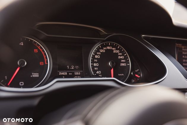 Audi A4 Avant - 10