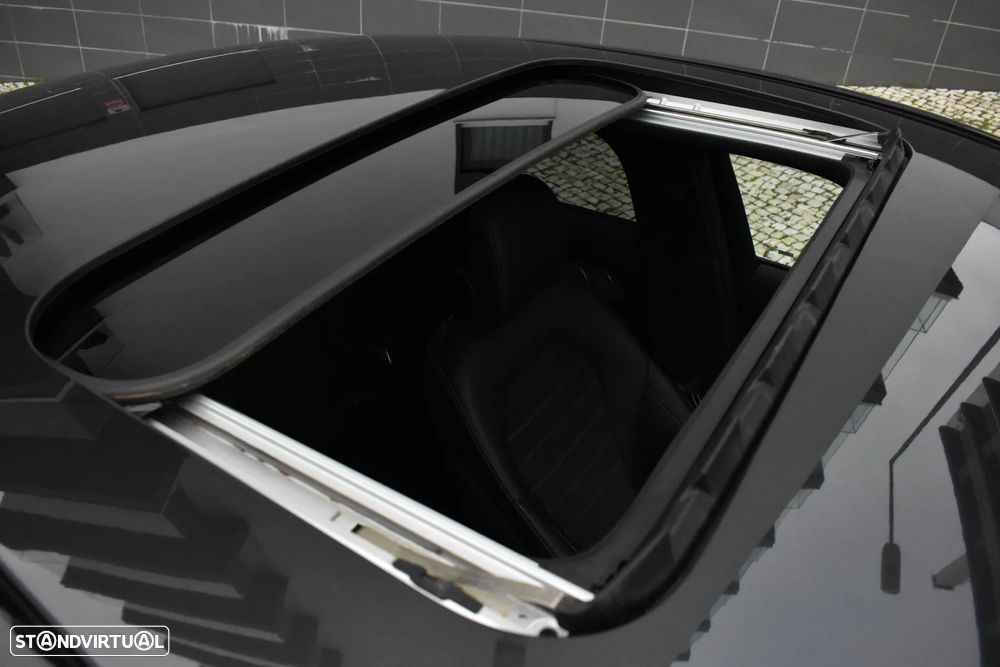 Mercedes-Benz GLC 300 e Coupe 4Matic 9G-TRONIC AMG Line - 21