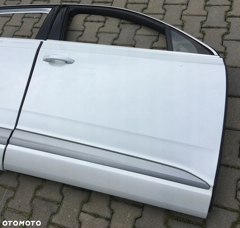 Audi Q7 4M drzwi przód tył prawe LS9R - 2