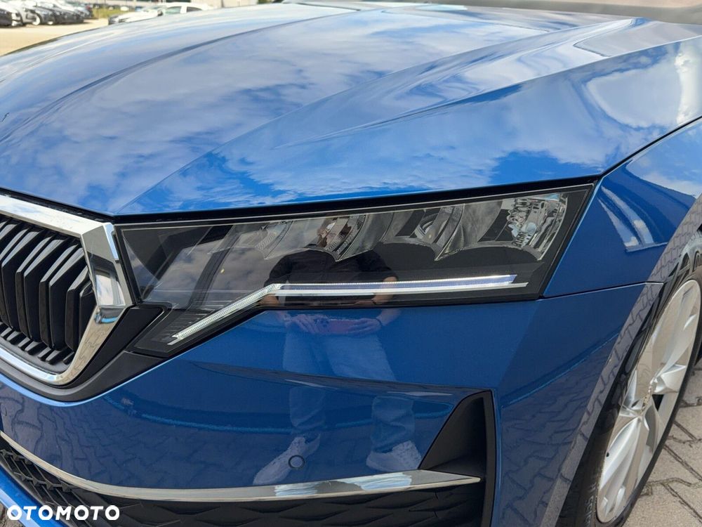 Skoda Octavia 1.5 TSI mHEV Selection DSG - 32