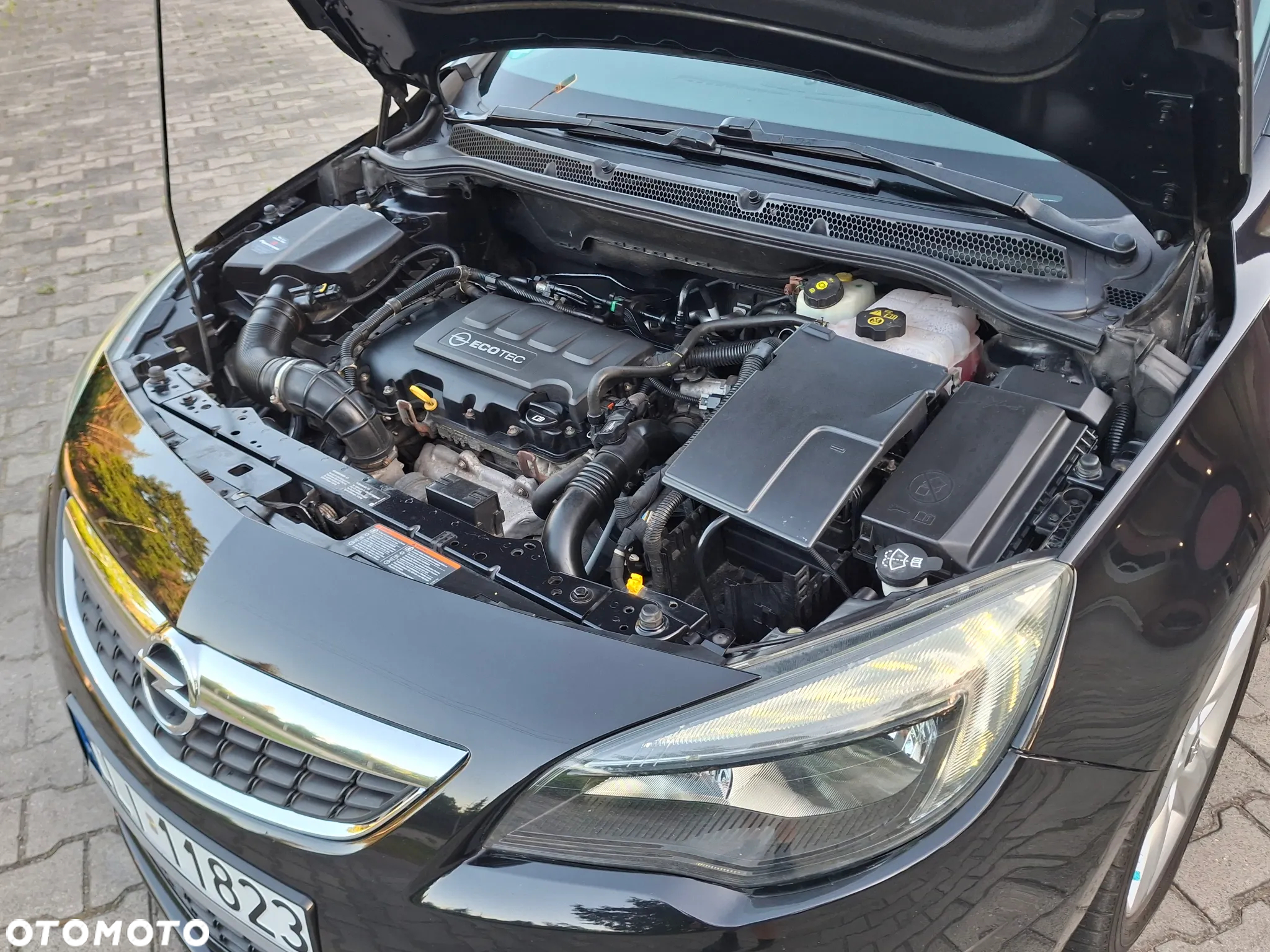 Opel Astra 1.4 Turbo Cosmo - 15