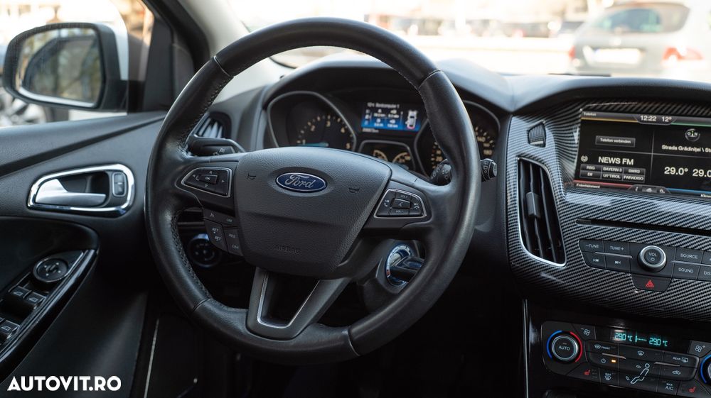 Ford Focus ver-1-5-ecoblue-active-business - 18