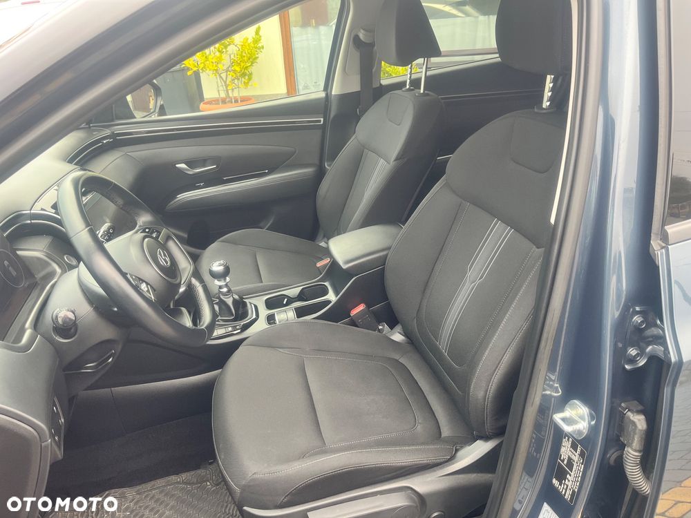 Hyundai Tucson 1.6 T-GDi 48V-Hybrid 2WD Trend - 17