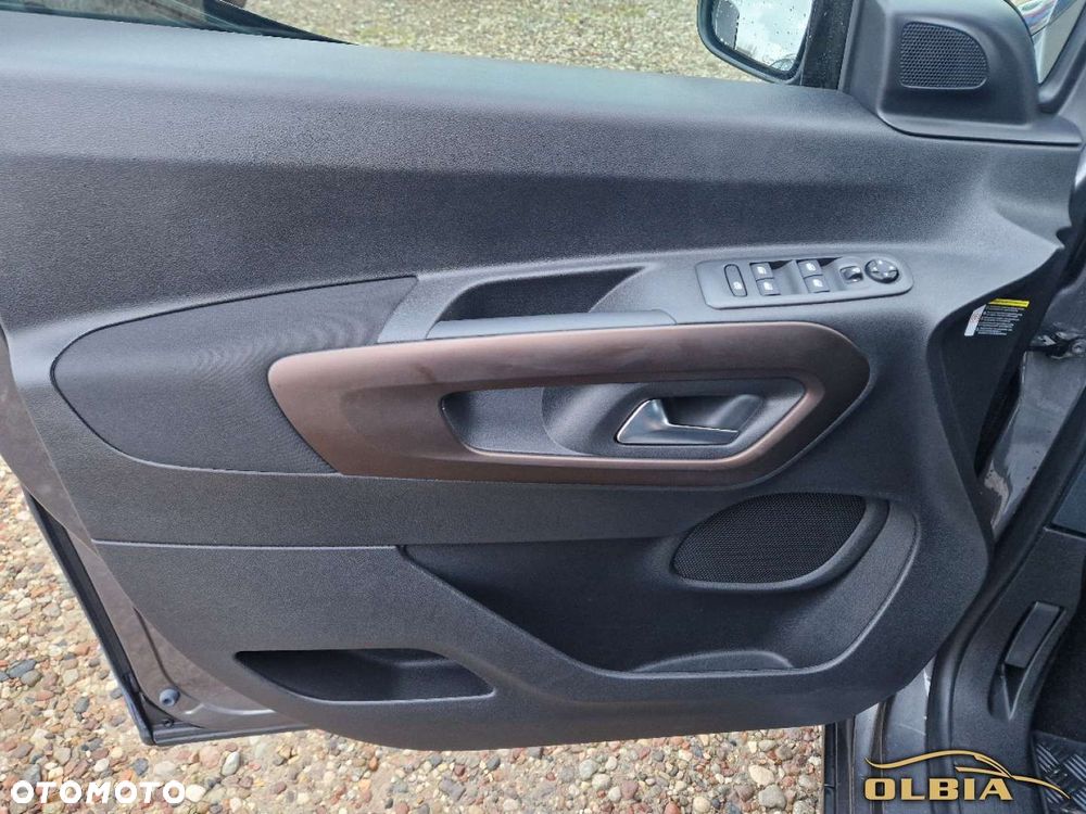 Peugeot Rifter Long 1.2 PureTech GT Line S&S - 26