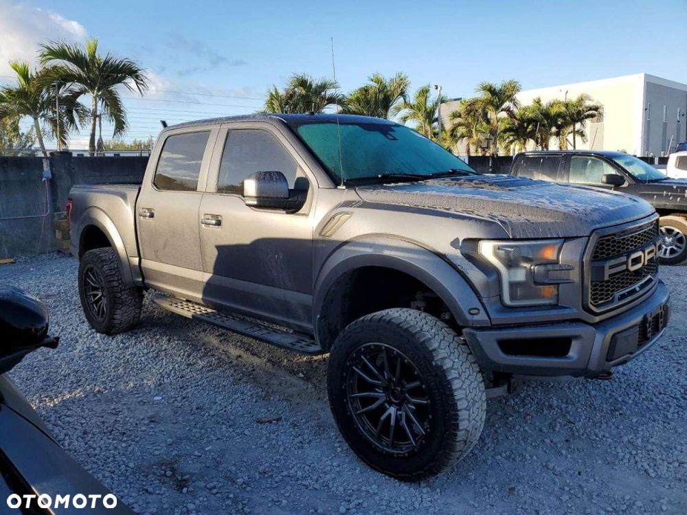 Ford F150 - 6