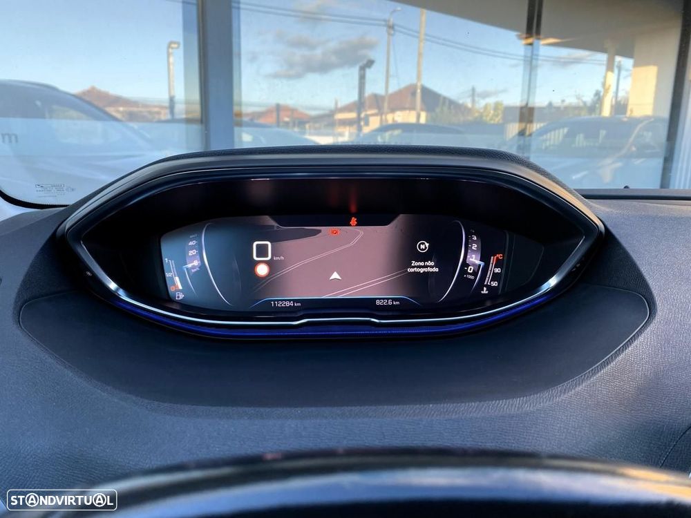 Peugeot 3008 1.5 BlueHDi Allure Pack - 32