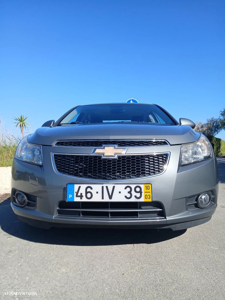 Chevrolet Cruze 1.6 LS - 6