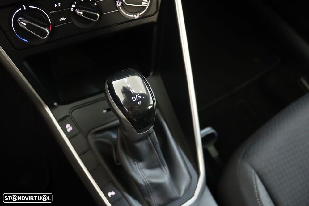 VW Taigo 1.0 TSI Life DSG - 11