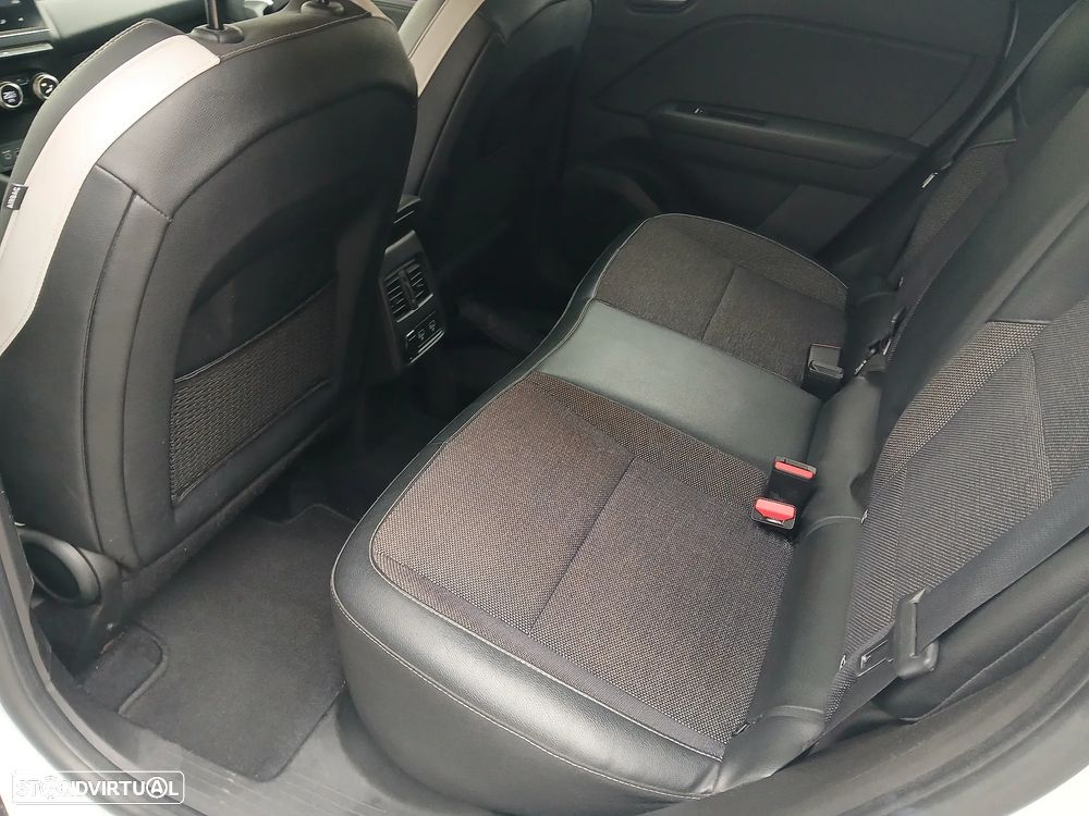 Renault Captur 1.0 TCe Techno - 32