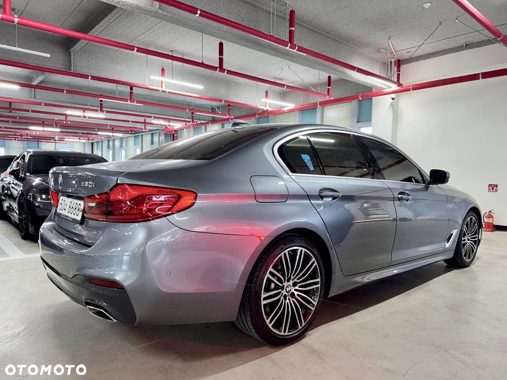 BMW Seria 5 530i xDrive M Sport Edition - 5