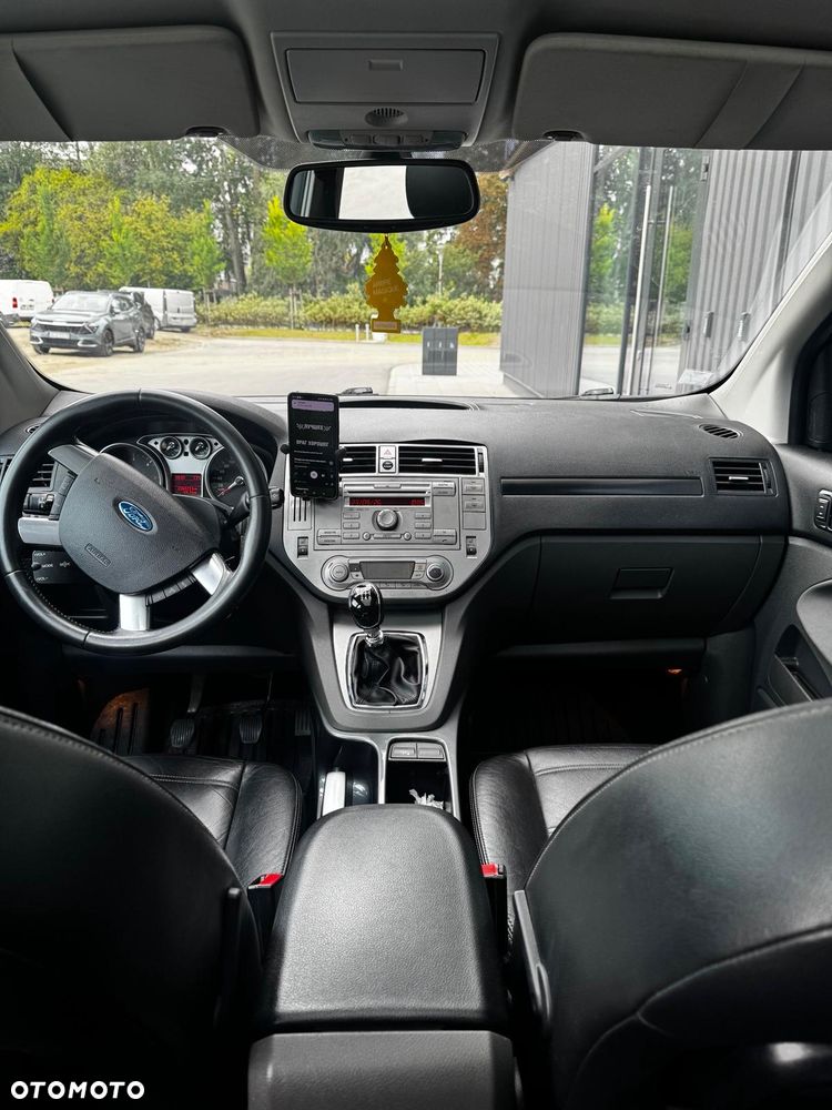 Ford Kuga - 6