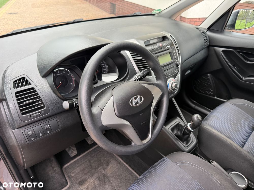 Hyundai ix20 - 10
