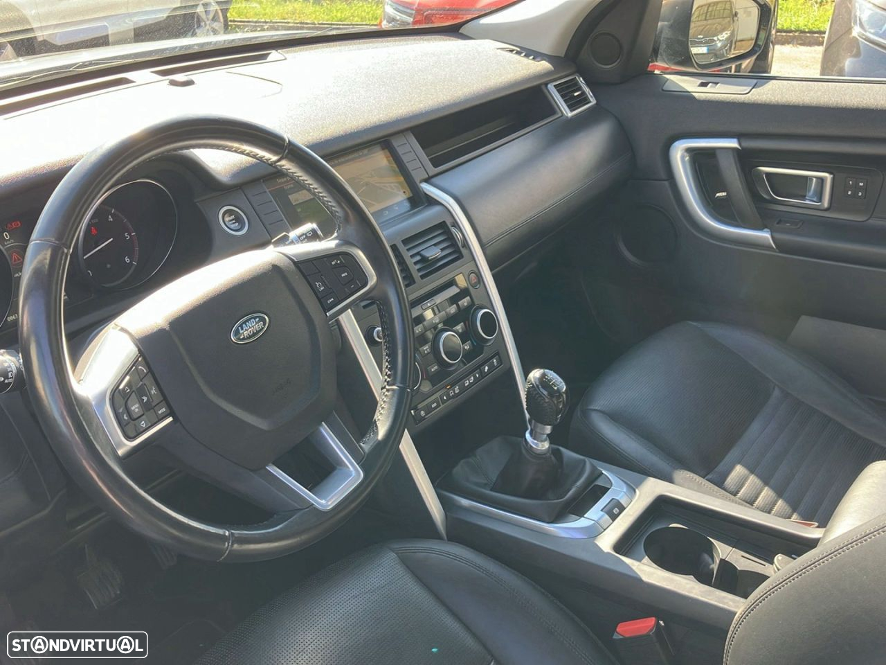 Land Rover Discovery Sport 2.0 eD4 HSE - 16
