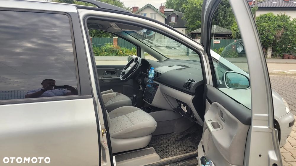 Volkswagen Sharan 1.8T Comfortline - 8