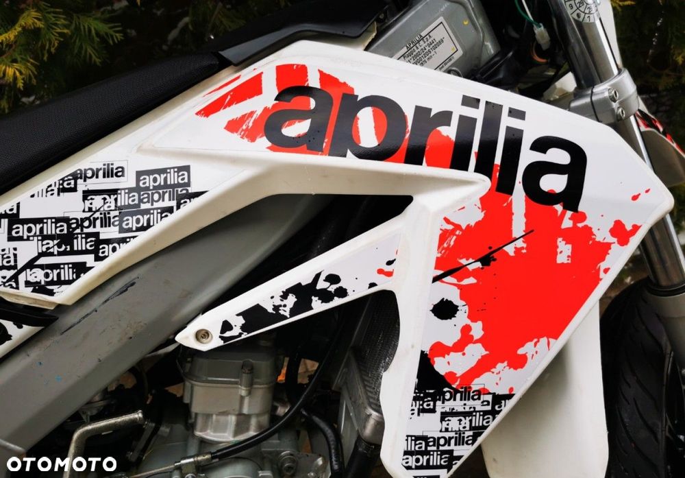 Aprilia SX - 16