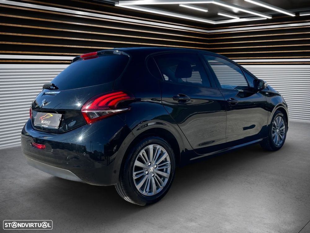 Peugeot 208 1.6 BlueHDi Style - 3