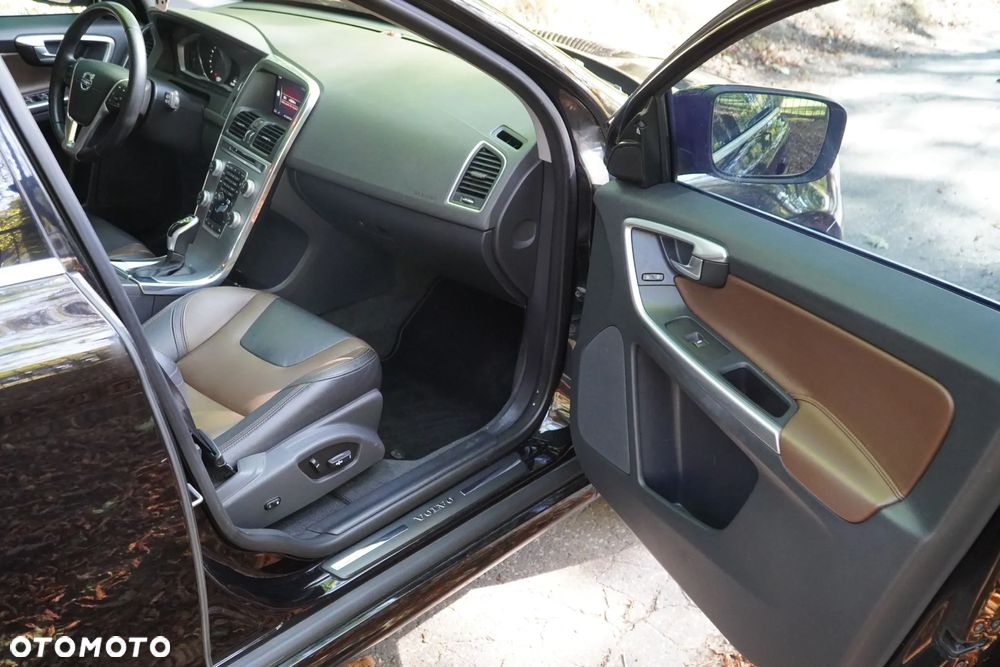 Volvo XC 60 - 11
