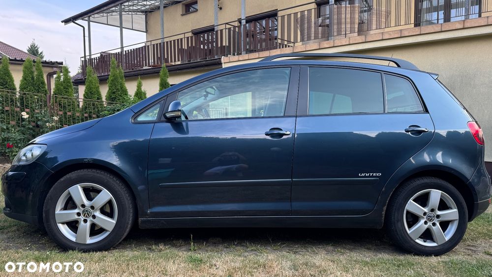 Volkswagen Golf Plus 2.0 TDI Comfortline - 11