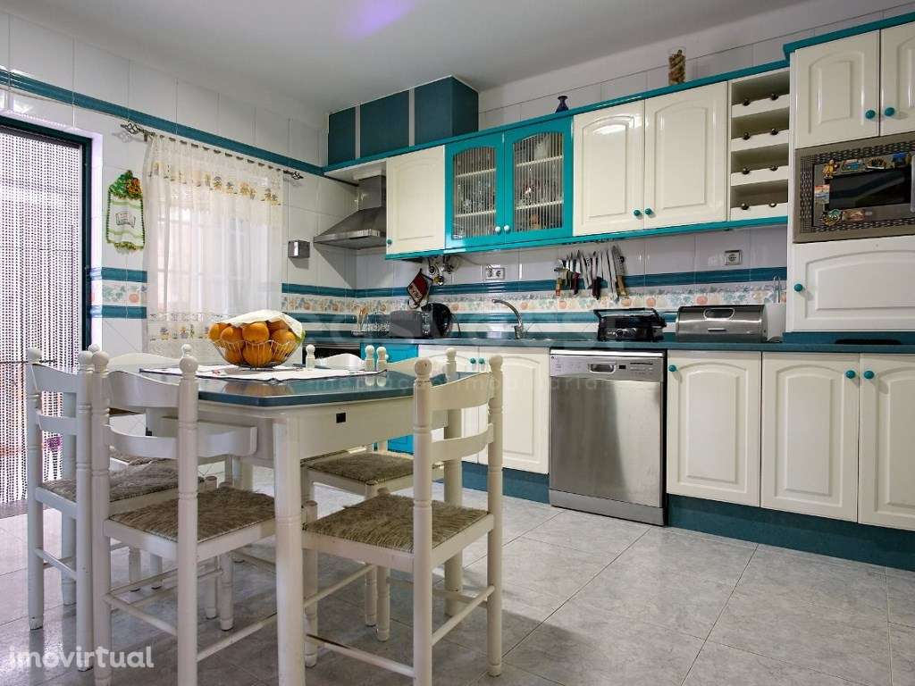 Moradia T3 com garagem e quintal em Vila Real de Santo António - Grande imagem: 2/35