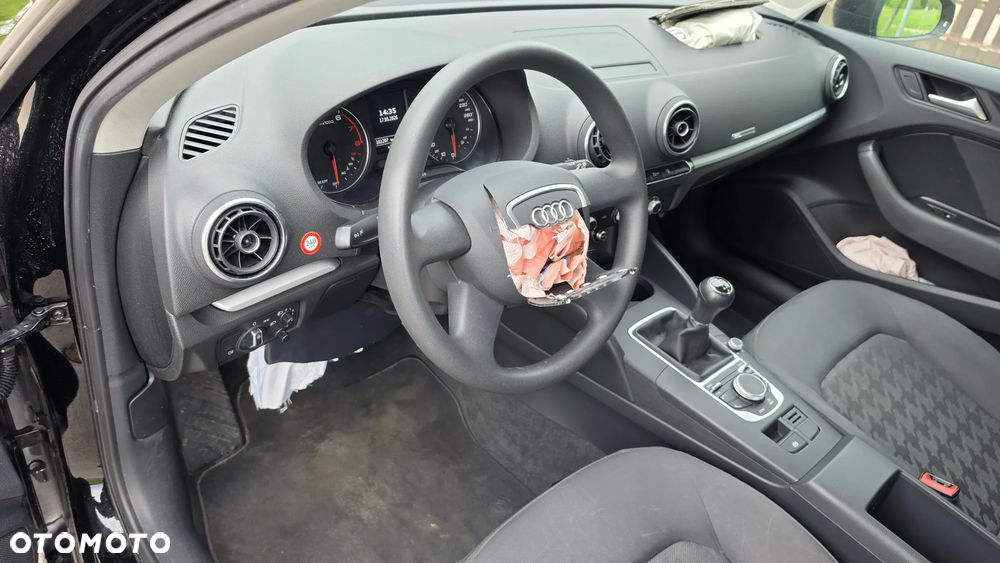 Audi A3 Sportback - 14