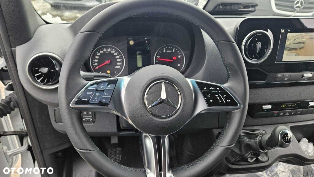 Mercedes-Benz Sprinter 317 CDI KA OM654 - 10