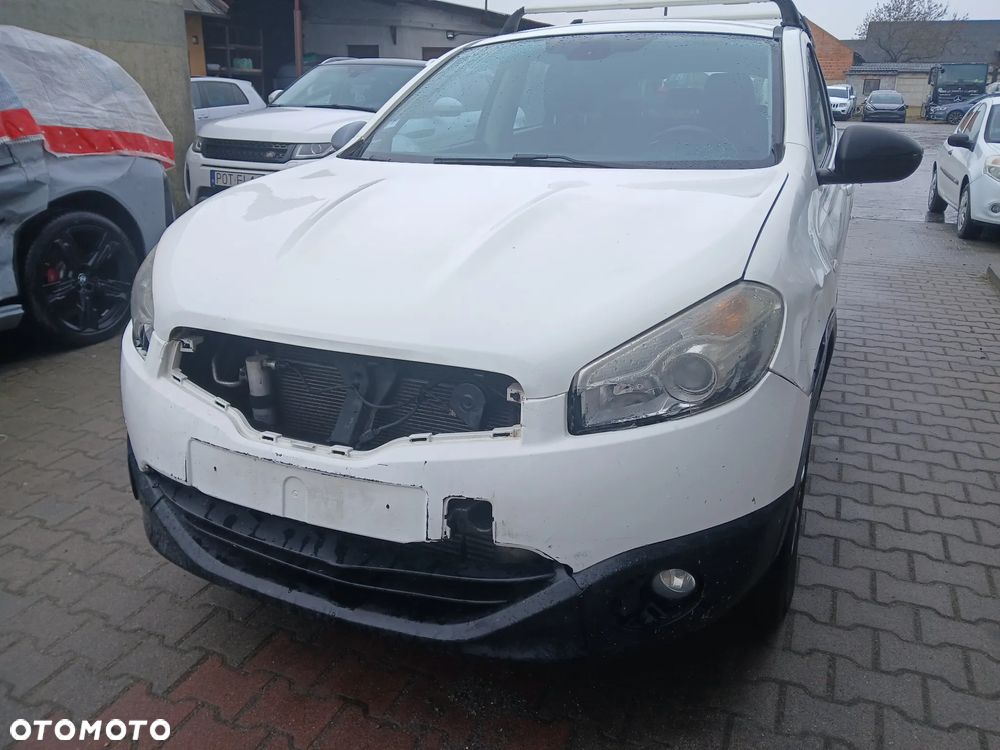 Nissan Qashqai 2.0 dCi 4x4 Tekna - 3
