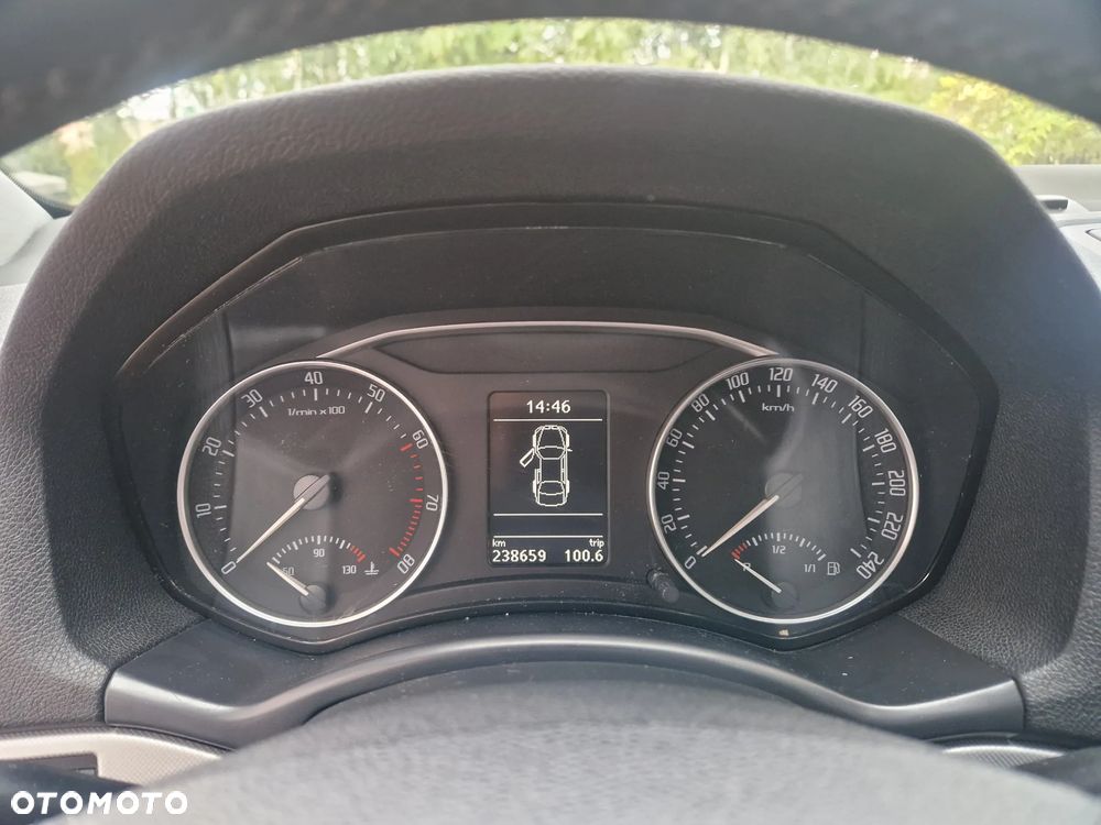 Skoda Octavia 1.6 Elegance - 3