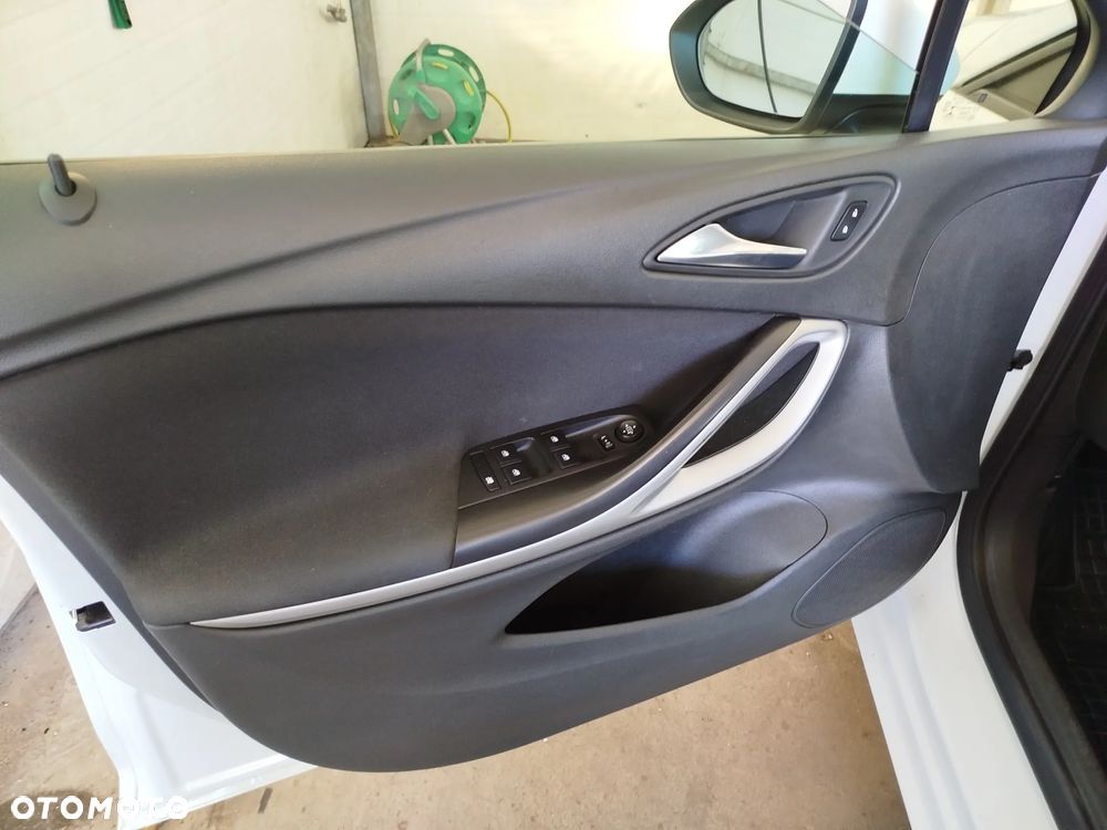 Opel Astra 1.0 T GPF Enjoy S&S - 19