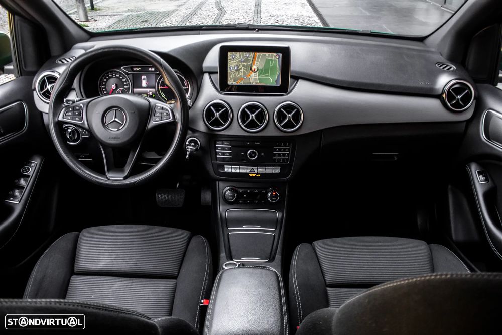 Mercedes-Benz B 250 e Electric Drive - 37