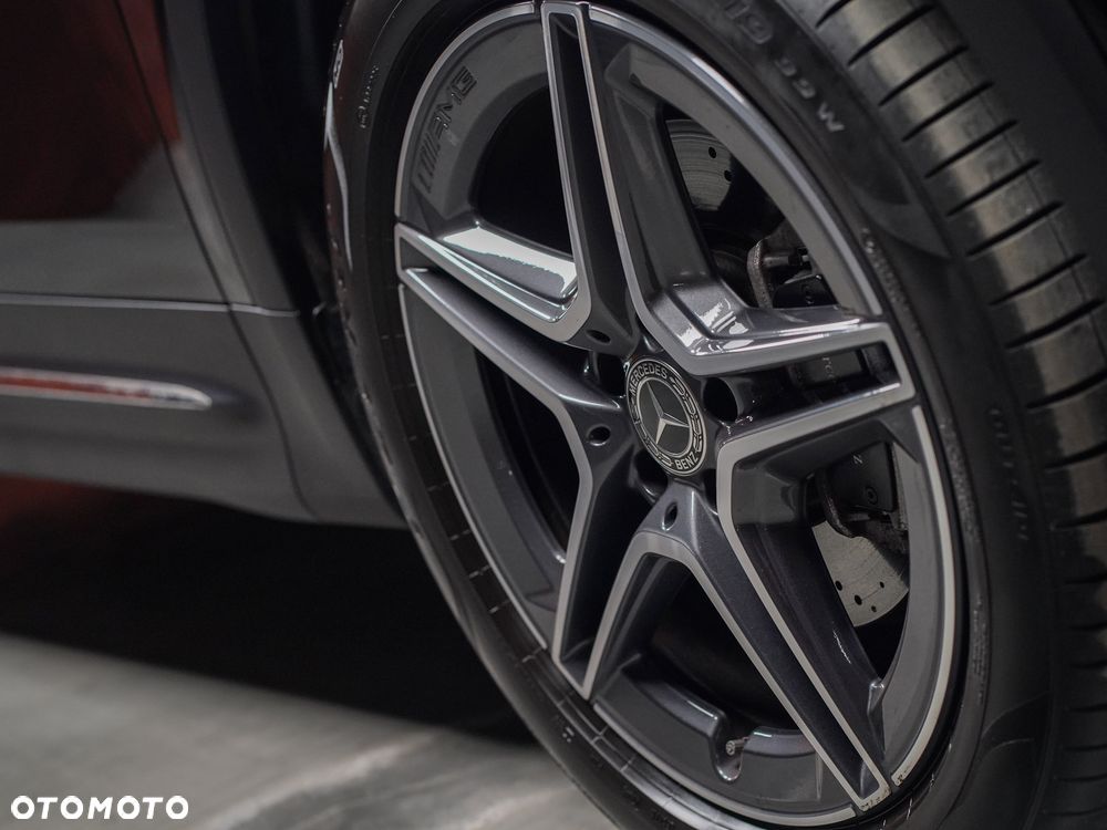 Mercedes-Benz GLB 200 AMG Line 7G-DCT - 32