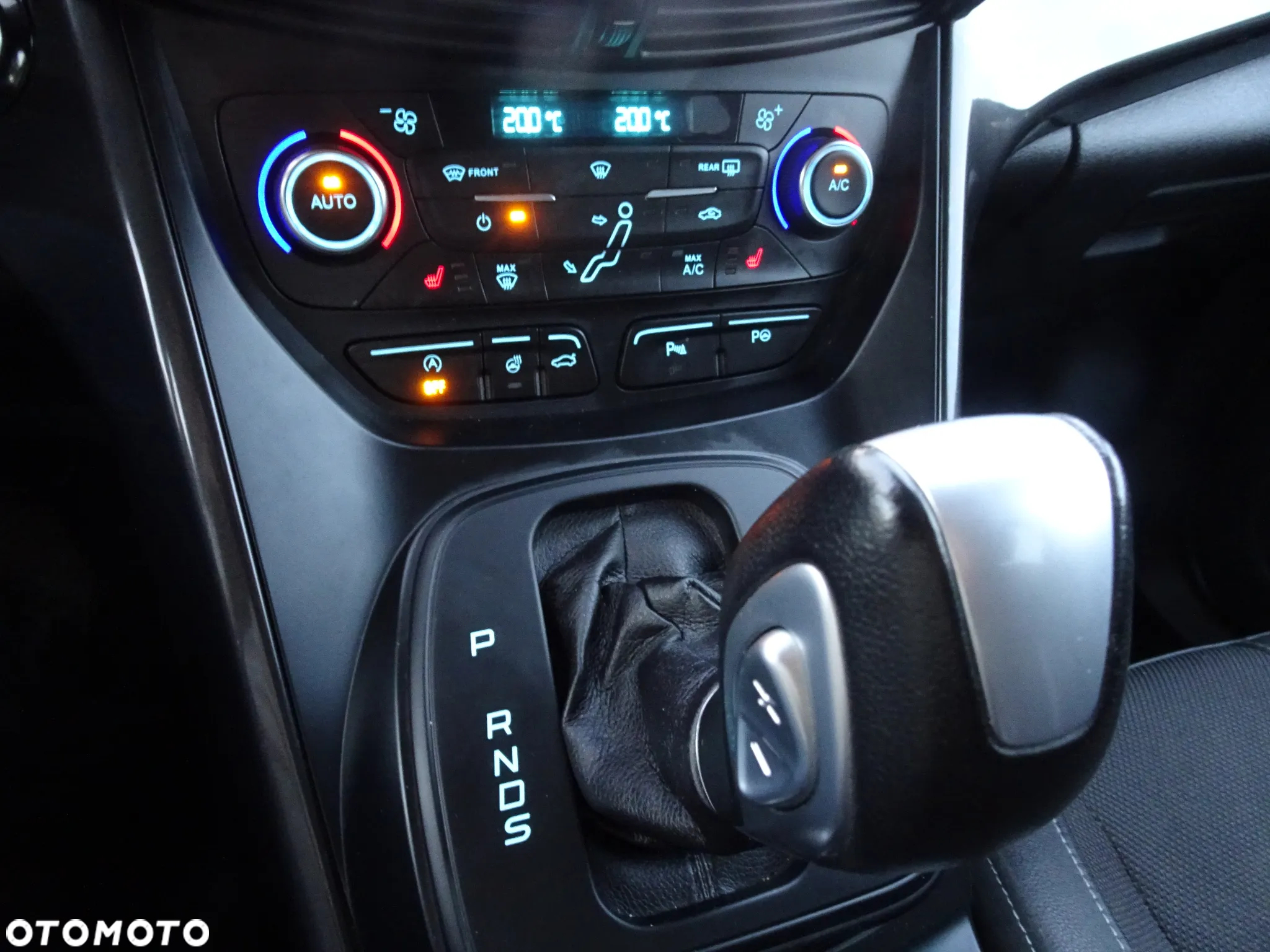 Ford Grand C-MAX 1.5 EcoBoost Start-Stopp-System Titanium - 18