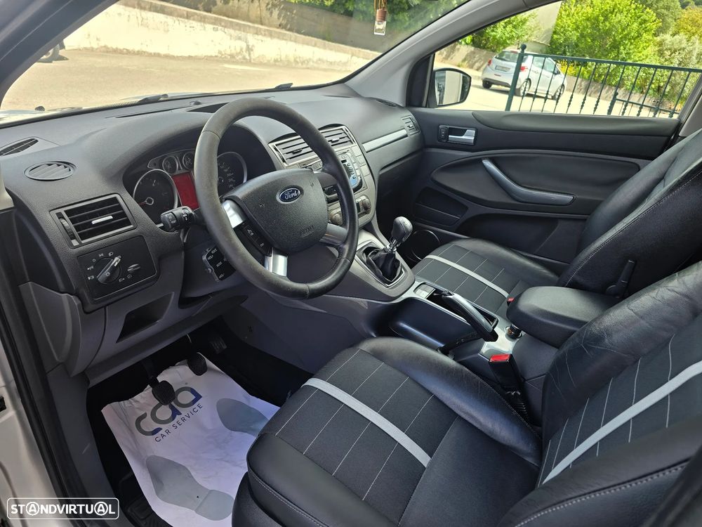Ford Kuga 2.0 TDCi Titanium - 11