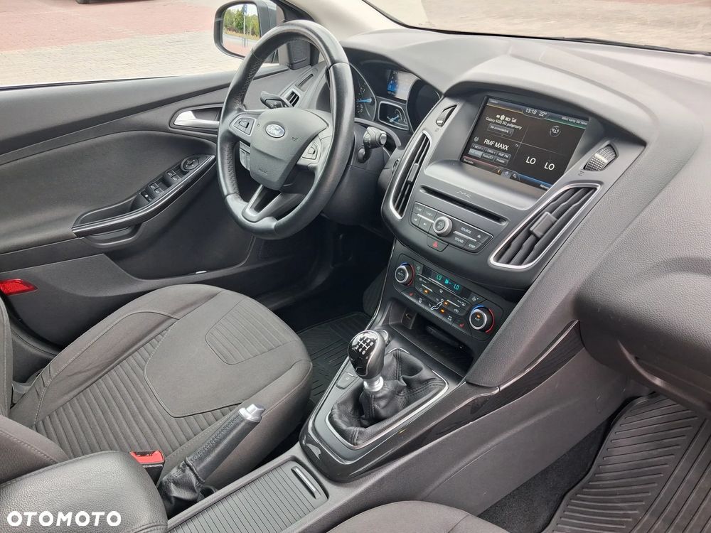 Ford Focus 1.0 EcoBoost Titanium - 7