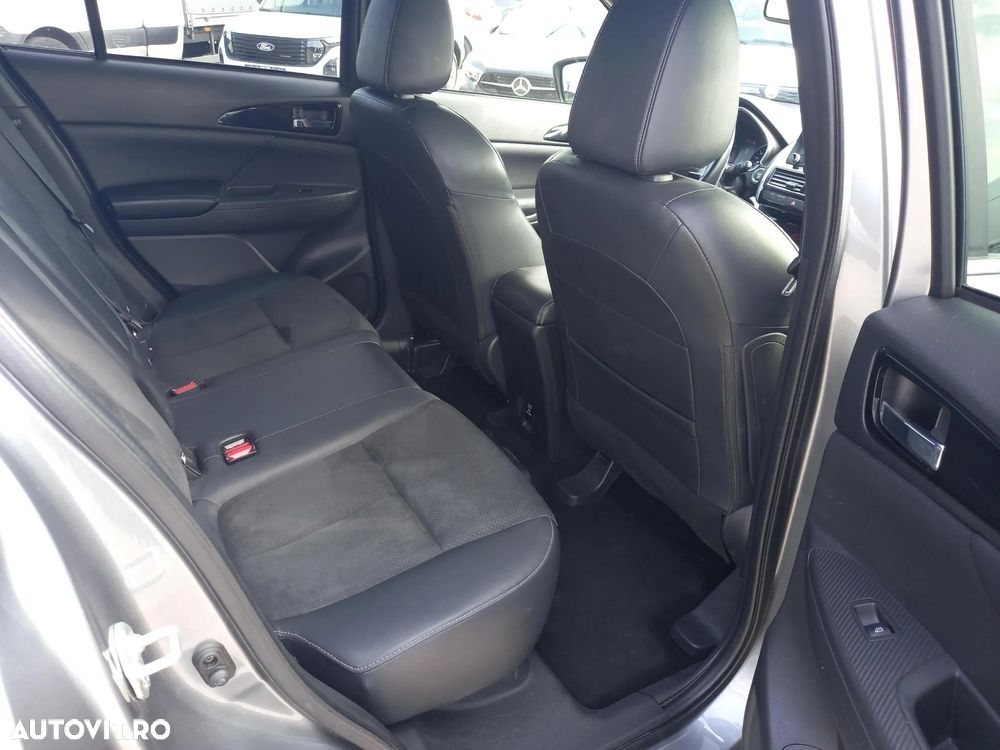 Mitsubishi Eclipse-Cross PHEV Intense+ - 14