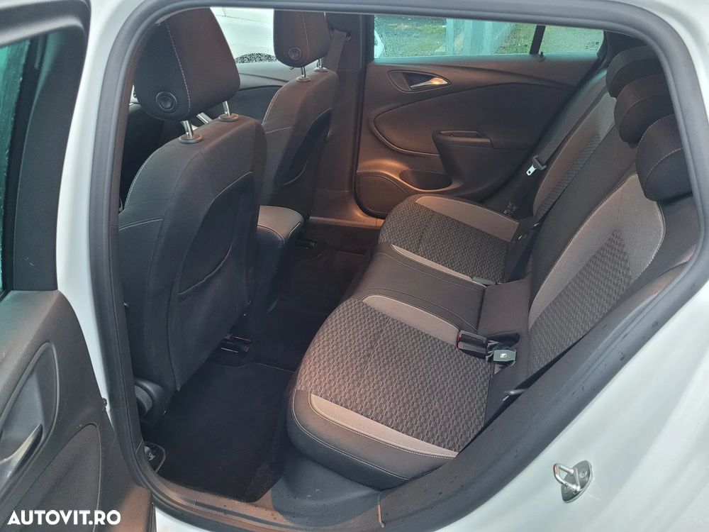 Opel Astra 1.2 Turbo Start/Stop Sports Tourer - 10