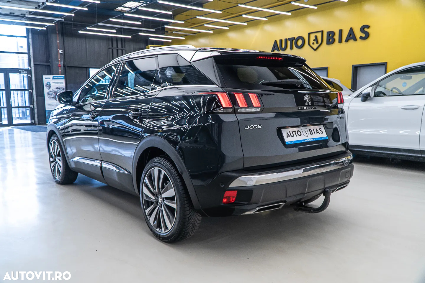 Peugeot 3008 PureTech 130 Stop & Start GPF EAT8 GT - 5