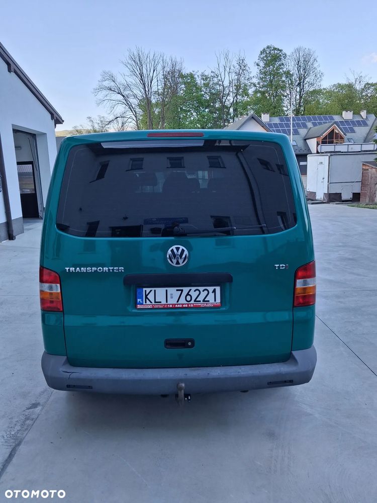 Volkswagen Transporter - 2