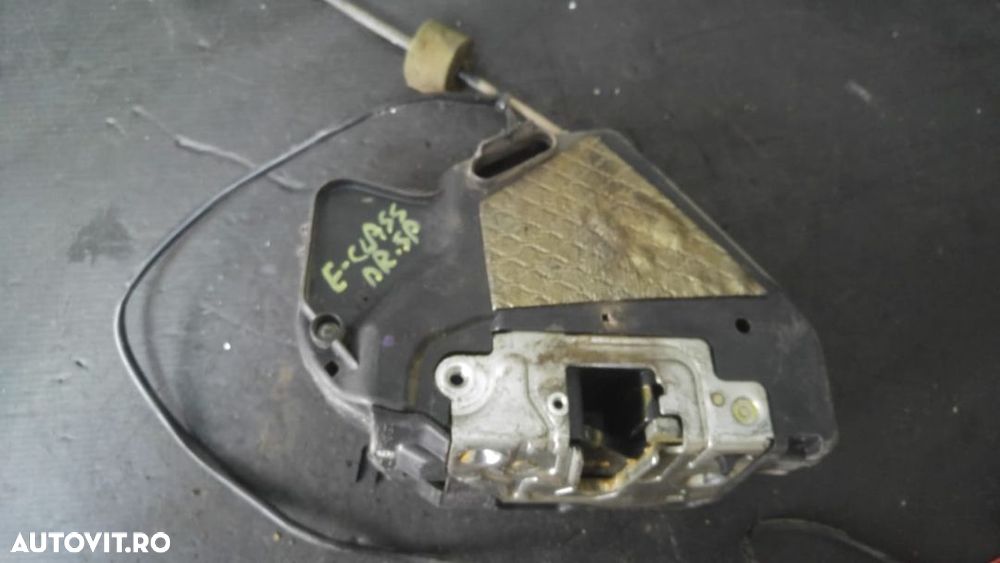 Broasca usa dreapta spate mercedes e-class w211 - 1