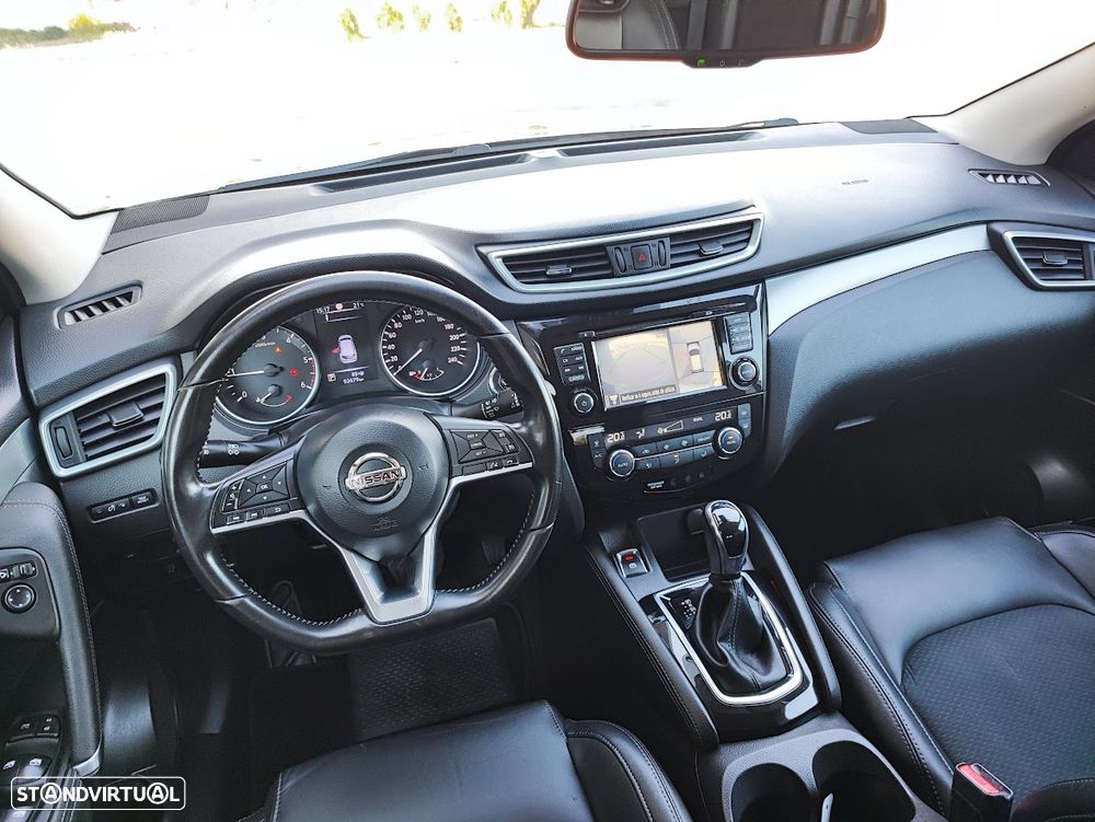 Nissan Qashqai 1.6 dCi Xtronic N-Connecta - 9