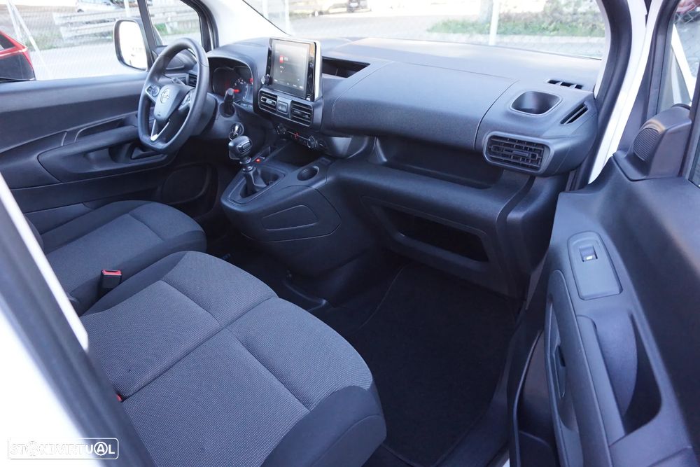 Opel Combo CDTI 102 Enjoy IVA dedutível - 28
